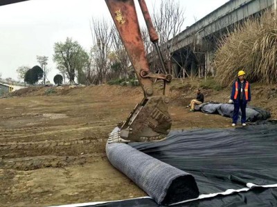 森泰 防水毯人工湖景观湖专用防水毯垃圾填埋场用防水毯