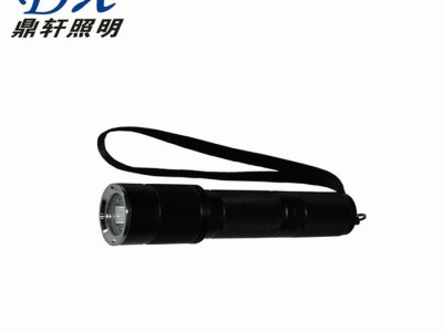 鼎轩照明QC520A固态强光防水LED电筒 消防头盔佩戴 3W功率 防水功能