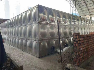 不锈钢方形消防水箱平地高楼用不锈钢保温水箱不锈钢水箱生产厂家图1