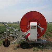 志成大型农保设备 可移动式大面积浇灌机 拖拉机 水泵带喷灌机