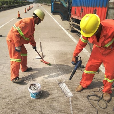 混凝土露筋修补 路面坑洞快速抢修 抢修宝RT-2快速修补料图2