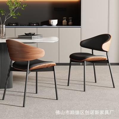 北欧轻奢设计师餐椅皮软包原木现代弯曲木酒店咖啡厅会客洽谈椅子图3