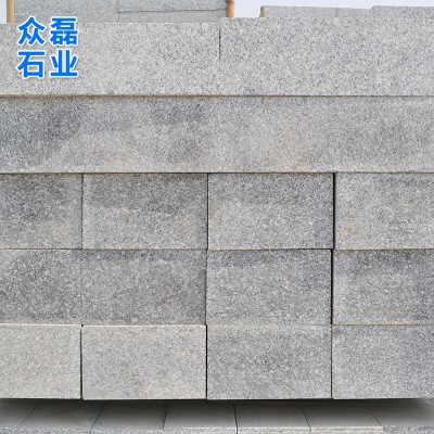 常规尺寸大理石芝麻灰路沿石 花岗岩路边石自然面路缘石道牙石图4