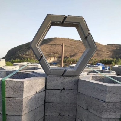 水泥六角空心护坡砖六棱砖高速路马蹄护坡砖六角植草砖图3