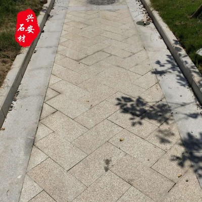 厂家供应荔枝面黄锈石花岗岩黄锈石黄金麻火烧板卡麦火烧面黄锈石图3
