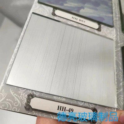 广东东莞厂家定 制各种尺寸玻璃镜卫浴装饰仿古镜原片镜子仿古镜图1