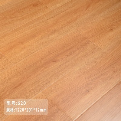 现货供应12mm强化复合木地板现代原木色环保封蜡防水家用公寓地板图4