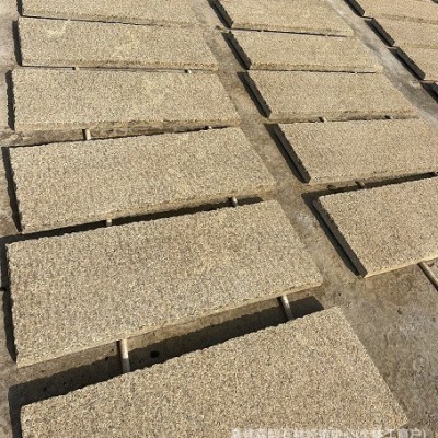 批发黄锈石大理石荔枝面户外工程板外墙干挂石材公园楼梯铺路石图2