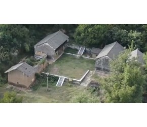武当山是我国著名的道教圣地，明永乐年间，武当山建筑群的发展进入鼎盛时期